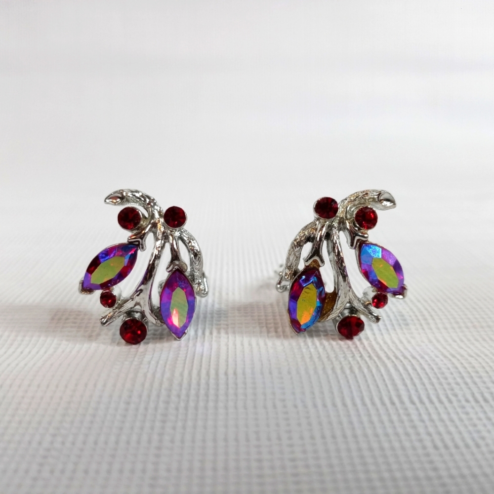 LISNER Clip Earrings :Like NEW: